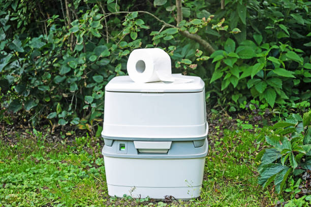 Best Porta potty rental near me  in Shawnee, KS