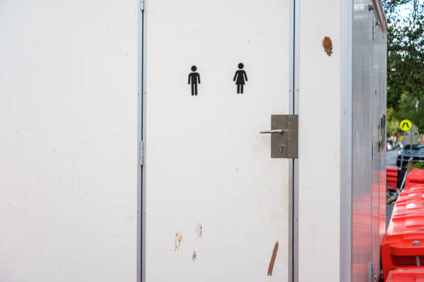 Best Portable restroom trailer rental  in Shawnee, KS